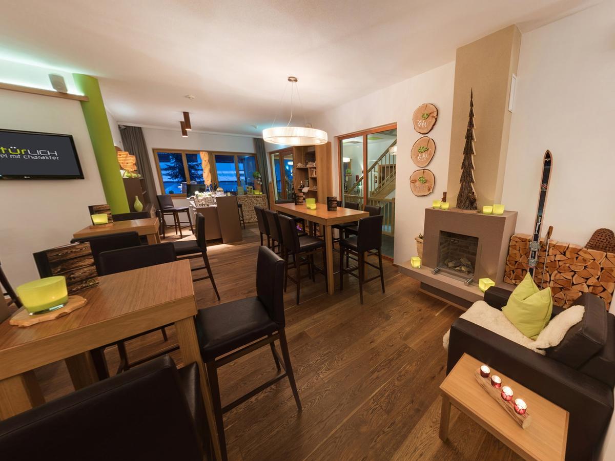 Natuerlich Hotel Mit Charakter 피스 외부 사진