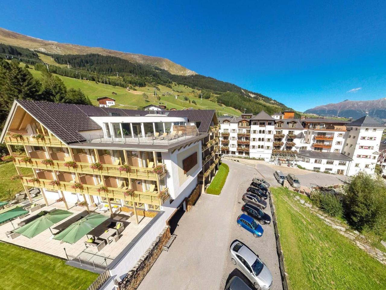 Natuerlich Hotel Mit Charakter 피스 외부 사진