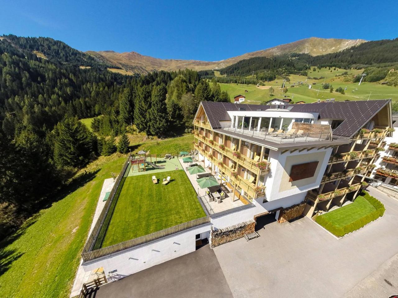 Natuerlich Hotel Mit Charakter 피스 외부 사진